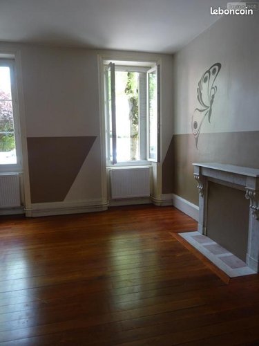 Location appartement Bourg-en-Bresse 01000 Ain 74 m2 3 pièces 700 euros