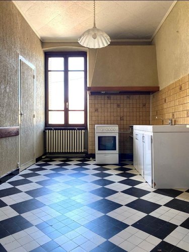 Appartement a vendre Oyonnax 01100 Ain 96 m2 3 pièces 108000 euros