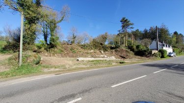 Bien agricole a vendre Plouyé 29690 Finistère  7500 euros