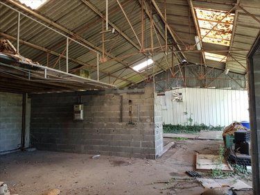 Fonds et murs commerciaux a vendre La Flèche 72200 Sarthe 300 m2  33000 euros