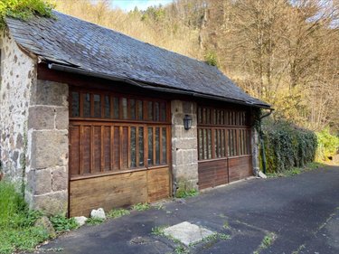Maison a vendre Vic-sur-Cère 15800 Cantal 450 m2 10 pièces 668800 euros