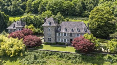 Maison a vendre Vic-sur-Cère 15800 Cantal 450 m2 10 pièces 668800 euros