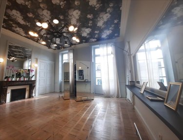 Fonds et murs commerciaux a vendre Aurillac 15000 Cantal 93 m2  190800 euros