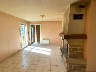 Maison a vendre Vic-sur-Cère 15800 Cantal 78 m2 4 pièces 90100 euros