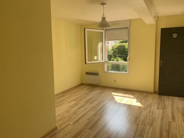 Location appartement Arras 62000 Pas-de-Calais 31 m2  450 euros