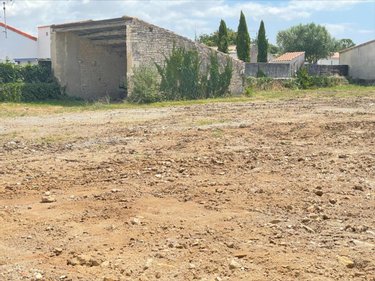 Terrain a batir a vendre La Jarrie 17220 Charente-Maritime 630 m2  147000 euros