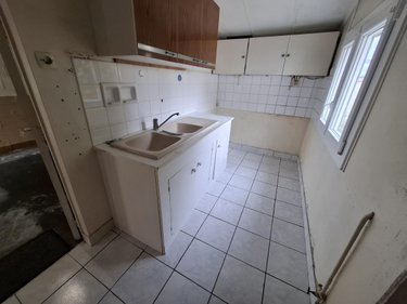Maison a vendre Saintes 17100 Charente-Maritime 68 m2 4 pièces 167872 euros