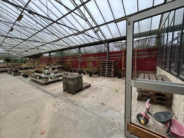 Fonds et murs commerciaux a vendre Saint-Sauveur-le-Vicomte 50390 Manche 1300 m2  147680 euros