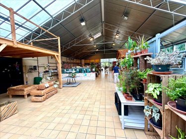 Fonds et murs commerciaux a vendre Saint-Sauveur-le-Vicomte 50390 Manche 1300 m2  147680 euros