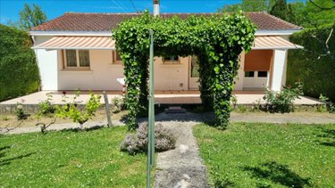 Maison a vendre Jonzac 17500 Charente-Maritime 95 m2 5 pièces 178500 euros
