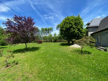 Maison a vendre Saint-Santin-Cantalès 15150 Cantal 184 m2 6 pièces 148400 euros