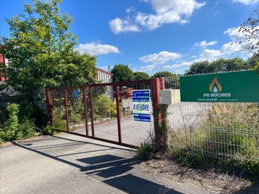Immeuble a vendre Scaër 29390 Finistère 400 m2  199000 euros