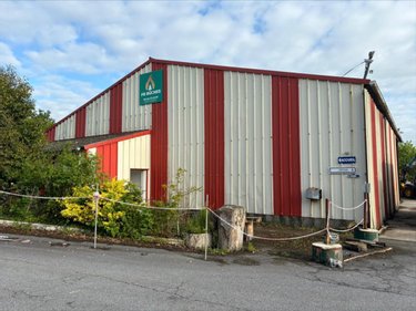 Immeuble a vendre Scaër 29390 Finistère 400 m2  199000 euros