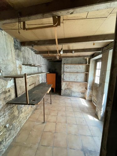Immeuble a vendre Marans 17230 Charente-Maritime 240 m2  157500 euros