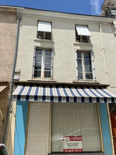 Immeuble a vendre Marans 17230 Charente-Maritime 240 m2  157500 euros
