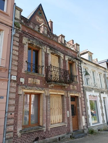 Immeuble a vendre Montcornet 02340 Aisne 207 m2  242800 euros