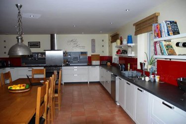 Maison a vendre Plouray 56770 Morbihan 700 m2 19 pièces 1098500 euros