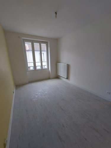 Location appartement Reims 51100 Marne 85 m2 4 pièces 690 euros