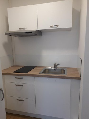 Location appartement Laval 53000 Mayenne 25 m2 1 pièce 475 euros