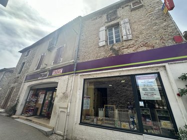 Fonds et murs commerciaux a vendre Douelle 46140 Lot 131 m2  56000 euros
