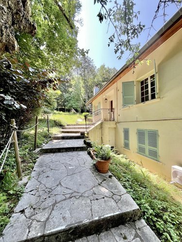 Maison a vendre Besançon 25000 Doubs 307 m2  395000 euros
