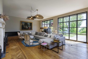Maison a vendre Sauverny 01220 Ain 590 m2 8 pièces 1990000 euros