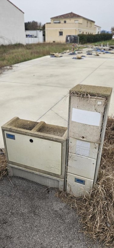 Terrains de loisirs bois etangs a vendre Lauret 34270 Hérault 875 m2  171600 euros