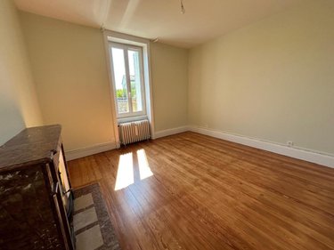 Location appartement Bourg-en-Bresse 01000 Ain 91 m2 4 pièces 830 euros