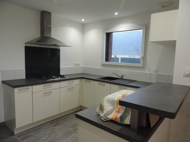 Location maison Saint-Bihy 22800 Côtes-d'Armor 117 m2 5 pièces 950 euros