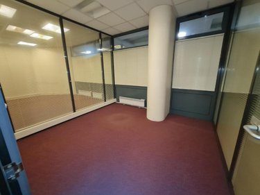 Fonds et murs commerciaux a vendre Vendôme 41100 Loir-et-Cher 602 m2  250000 euros