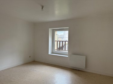 Immeuble a vendre Chemillé-en-Anjou 49120 Maine-et-Loire 210 m2  209600 euros