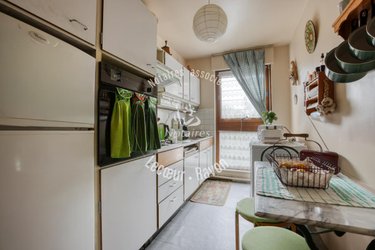 Appartement a vendre Le Chesnay-Rocquencourt 78150 Yvelines 52 m2  169600 euros