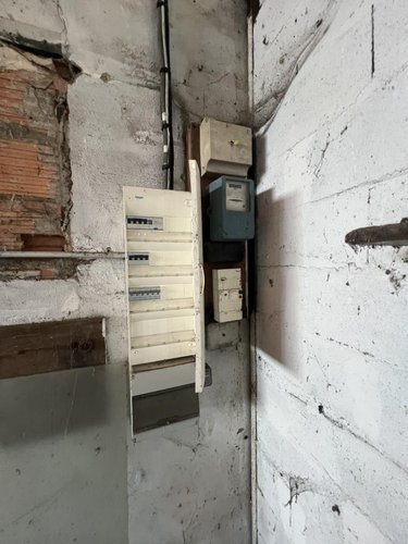 Fonds et murs commerciaux a vendre Baugé-en-Anjou 49150 Maine-et-Loire 500 m2  292600 euros