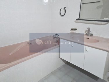 Appartement a vendre Ferney-Voltaire 01210 Ain 37 m2  195000 euros