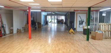 Location fonds et murs commerciaux Loudéac 22600 Côtes-d'Armor 300 m2  1800 euros