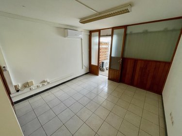 Fonds et murs commerciaux a vendre Saint-Denis 97400 Réunion 46 m2  192000 euros