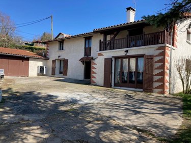 Maison a vendre Crans 01320 Ain 188 m2 6 pièces 388000 euros