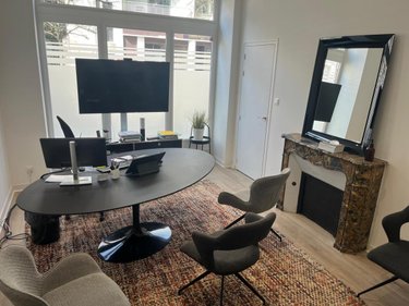 Location fonds et murs commerciaux Rennes 35000 Ille-et-Vilaine 110 m2  2050 euros