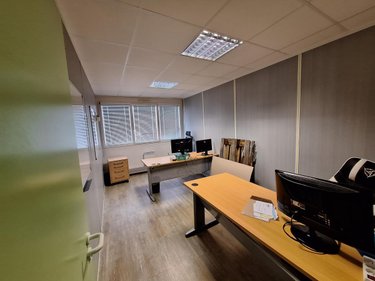 Location fonds et murs commerciaux Saint-Malo 35400 Ille-et-Vilaine 131 m2  1775 euros