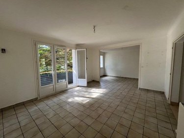 Appartement a vendre Saint-Nazaire 30200 Gard 85 m2  173250 euros