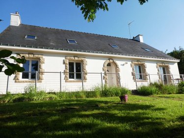 Maison a vendre Guémené-sur-Scorff 56160 Morbihan 203 m2 8 pièces 251000 euros