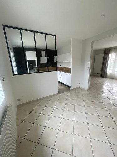 Location maison Amiens 80000 Somme 102 m2 4 pièces 972 euros