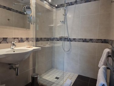 Maison a vendre Coudray 53200 Mayenne 455 m2  641600 euros