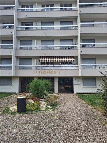 Location appartement Cusset 03300 Allier 29 m2 1 pièce 425 euros