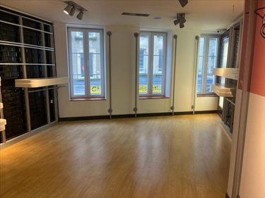 Location fonds et murs commerciaux Cherbourg-en-Cotentin 50100 Manche 55 m2  1500 euros