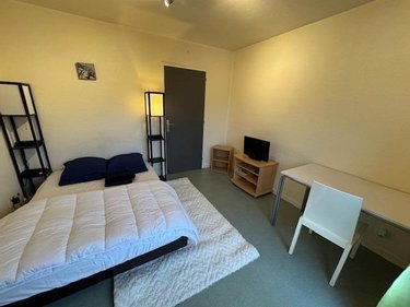 Location appartement Cherbourg-en-Cotentin 50100 Manche 18 m2 1 pièce 500 euros