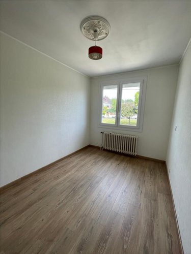Location maison Saint-Ouen 41100 Loir-et-Cher 74 m2 3 pièces 825 euros