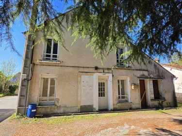 Immeuble a vendre Amilly 45200 Loiret 251 m2  159000 euros