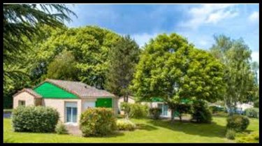 Fonds et murs commerciaux a vendre Cussac 87150 Haute-Vienne 4619 m2  730300 euros