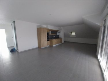 Location appartement Dol-de-Bretagne 35120 Ille-et-Vilaine 74 m2 3 pièces 890 euros